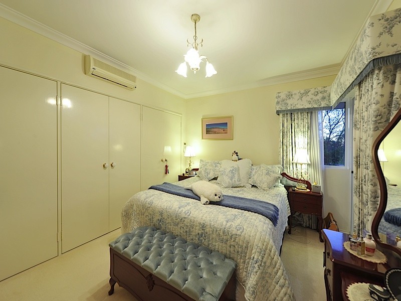 19 Barnard Street, Alfred Cove WA 6154