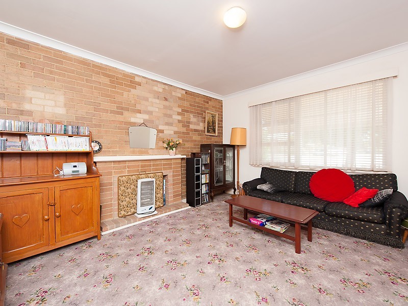 106 North Lake Road, Myaree WA 6154