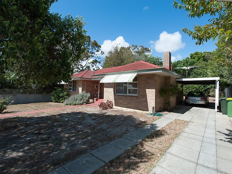 106 North Lake Road, Myaree WA 6154