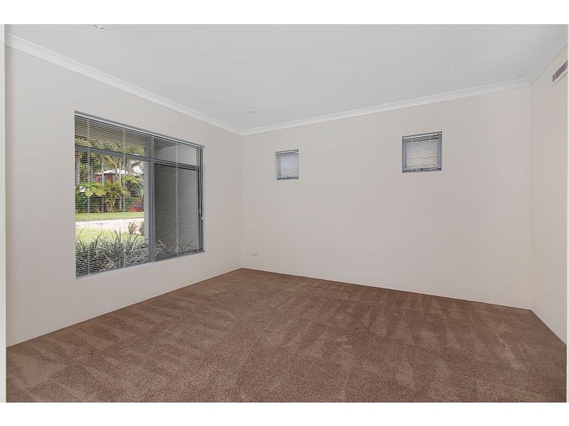 11 Daniel Street, Attadale WA 6156