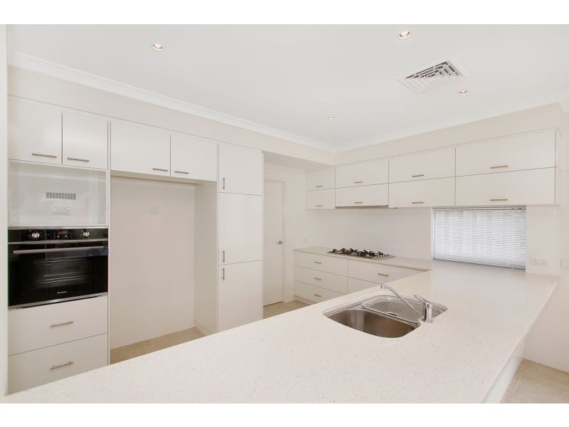 11 Daniel Street, Attadale WA 6156