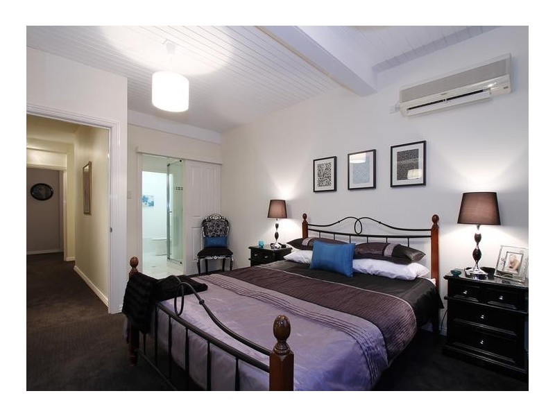 40 Warragoon Crescent, Attadale WA 6156