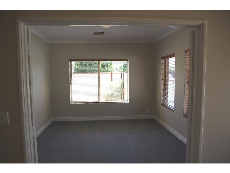 121 Waddell Road, Bicton WA 6157