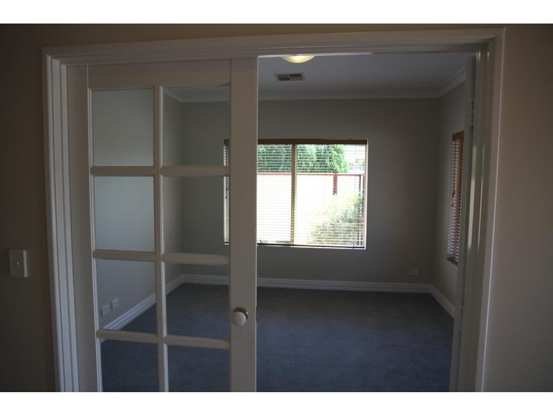 121 Waddell Road, Bicton WA 6157