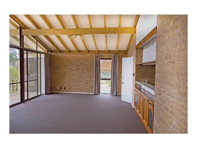 5 Terry Road, Leeming WA 6149