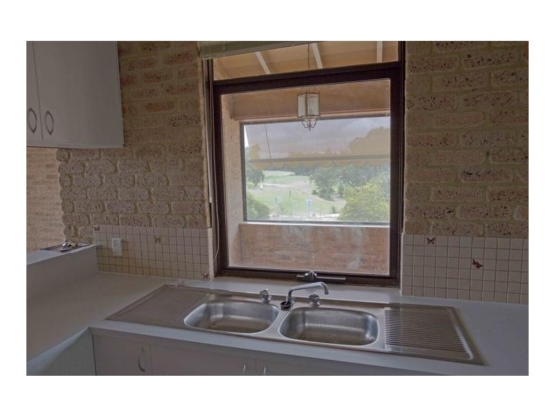 5 Terry Road, Leeming WA 6149
