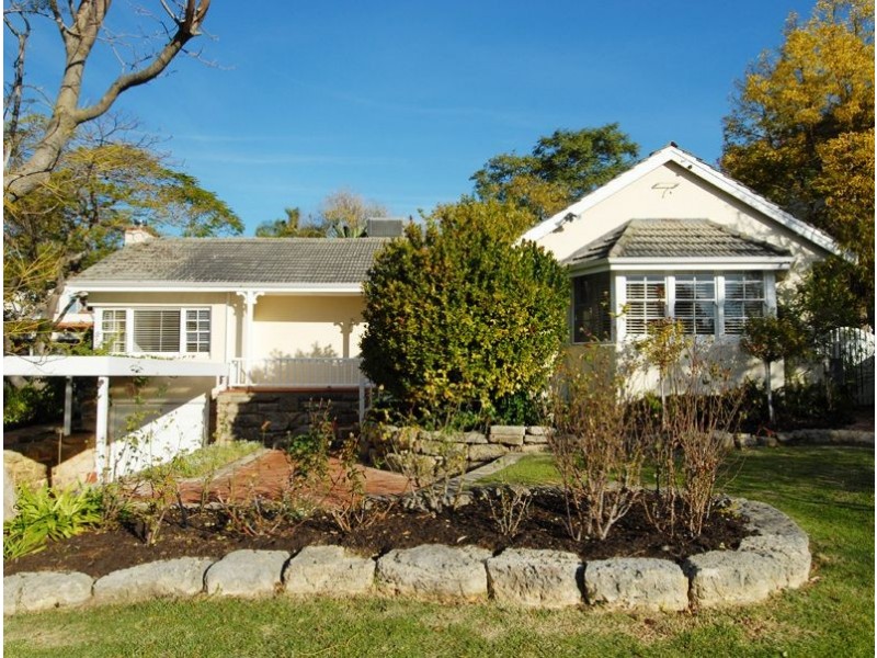 28 Beatrice Street, Dalkeith WA 6009