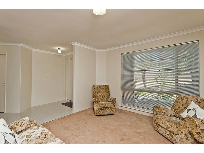 6 Rhodes Rise, Coogee WA 6166