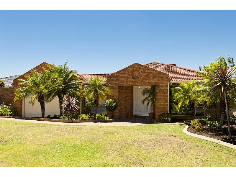 6 Rhodes Rise, Coogee WA 6166