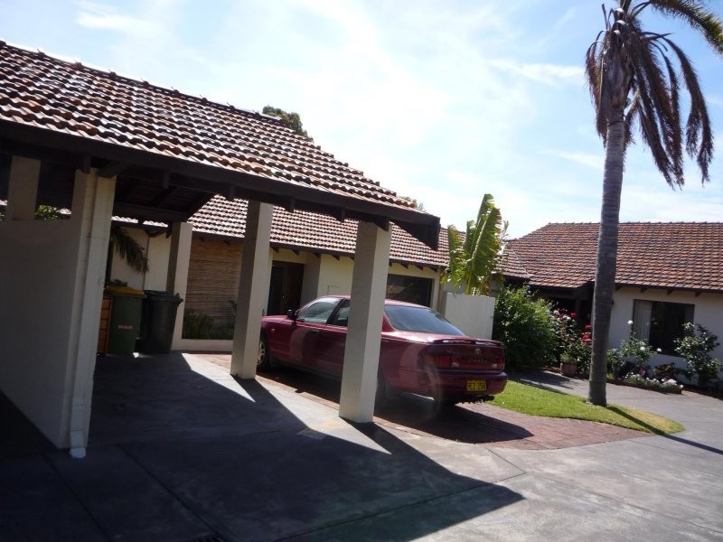 3/10 Bridges Road, Melville WA 6156