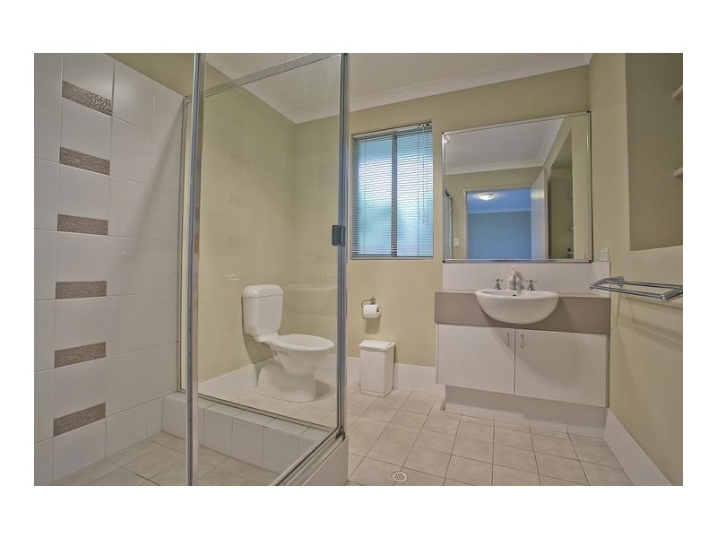 4 Goulburn Approach, Hammond Park WA 6164