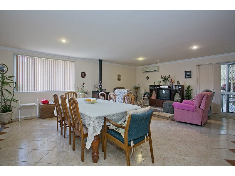 18 York Street, Beaconsfield WA 6162