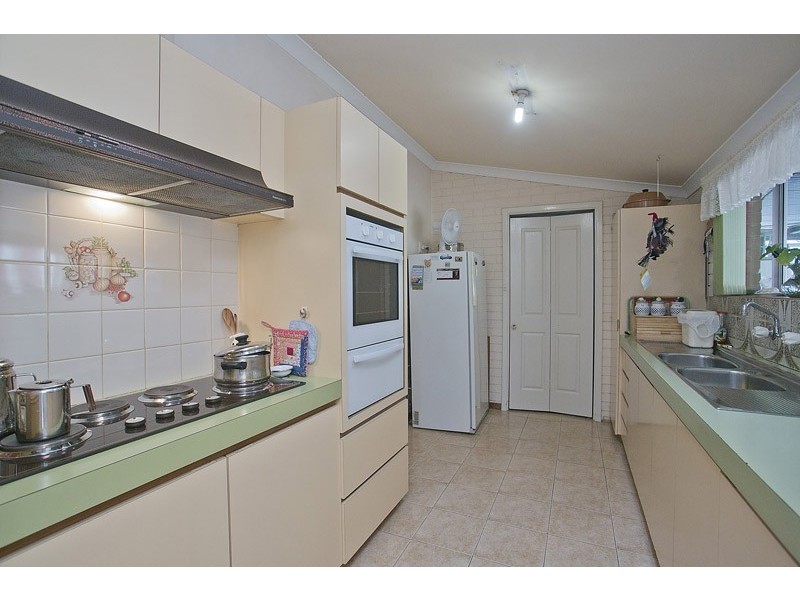 18 York Street, Beaconsfield WA 6162