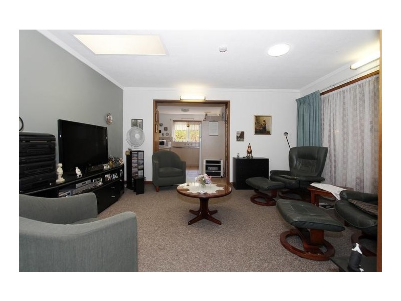 141 Kitchener Road, Alfred Cove WA 6154