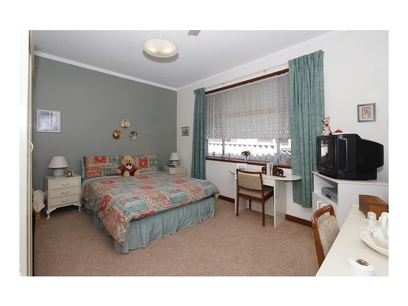 141 Kitchener Road, Alfred Cove WA 6154