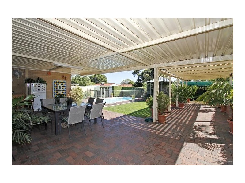 141 Kitchener Road, Alfred Cove WA 6154