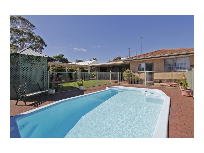 141 Kitchener Road, Alfred Cove WA 6154