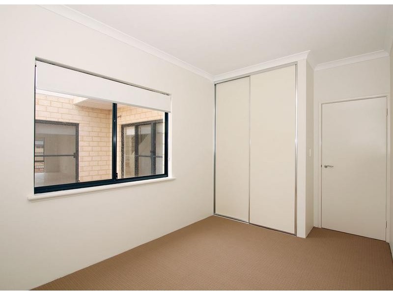 1/23 Colorado Parade, Aubin Grove WA 6164
