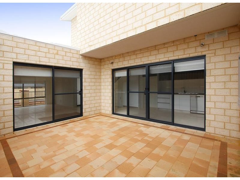 1/23 Colorado Parade, Aubin Grove WA 6164