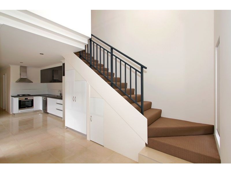 2/14 Latteri Turn, Aubin Grove WA 6164