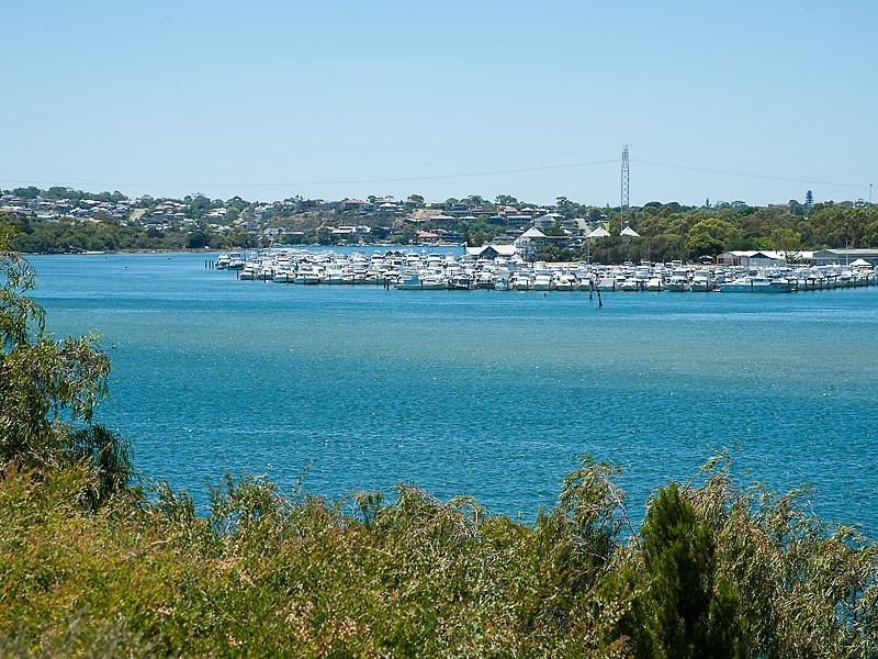 62 Thompson Road, North Fremantle WA 6159