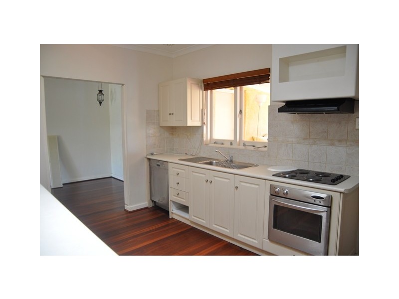 21 Denny Way, Alfred Cove WA 6154