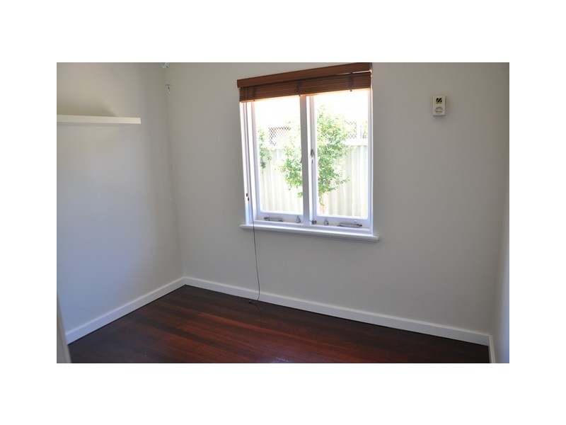 21 Denny Way, Alfred Cove WA 6154