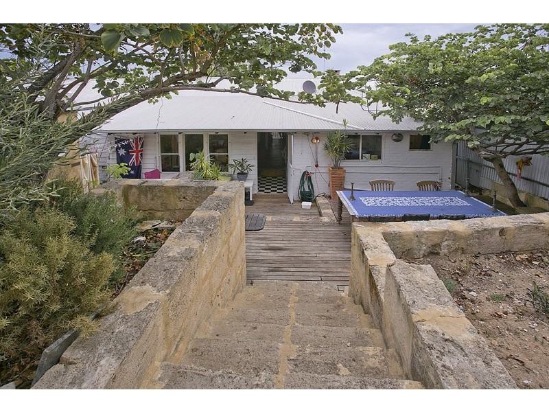 150 Hampton Road, Beaconsfield WA 6162