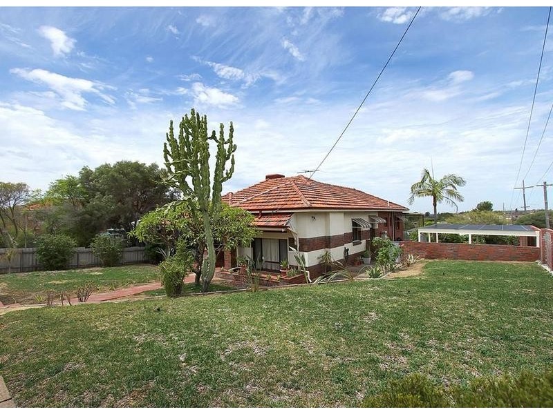 37 Hope Street, White Gum Valley WA 6162