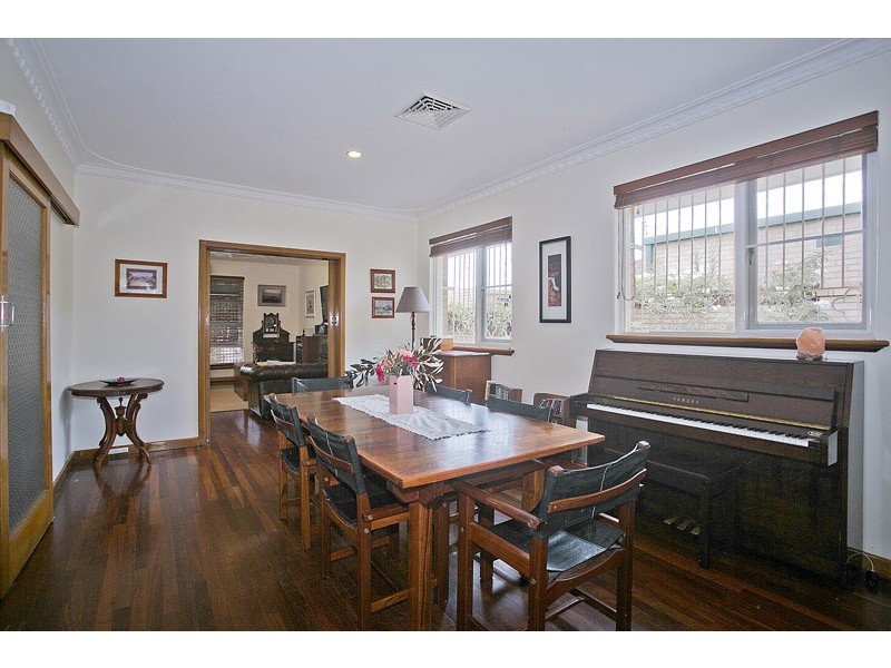 64 Redmond Road, Hamilton Hill WA 6163