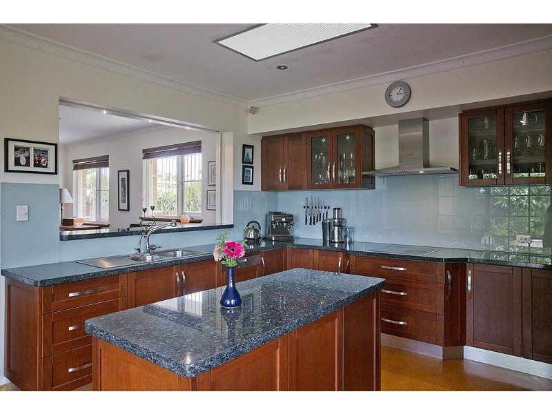 64 Redmond Road, Hamilton Hill WA 6163