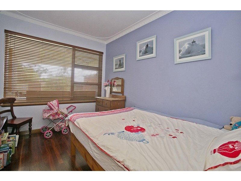 64 Redmond Road, Hamilton Hill WA 6163