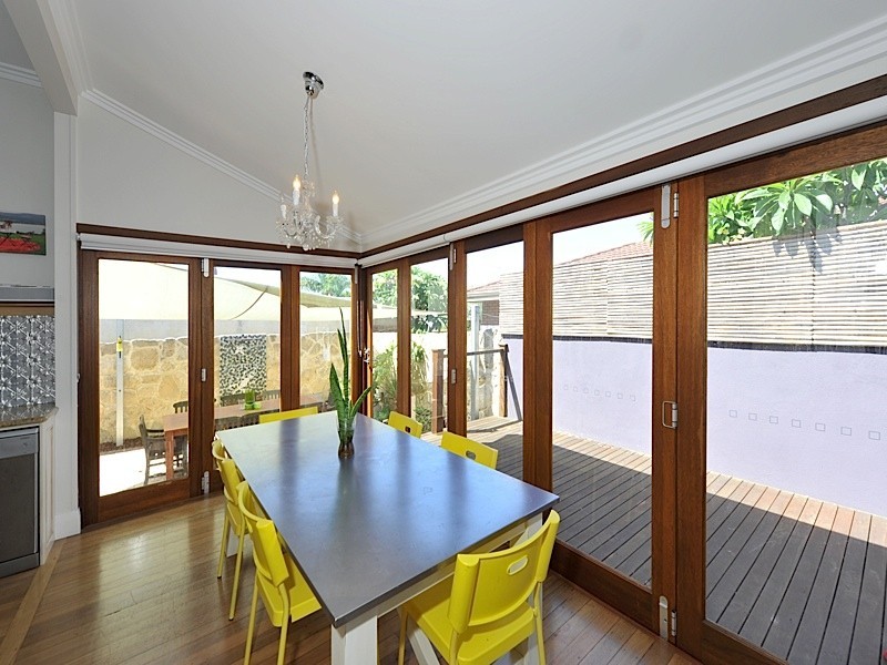 86A Carrington Street, Palmyra WA 6157