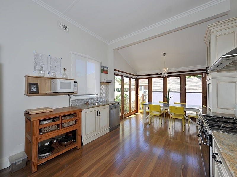 86A Carrington Street, Palmyra WA 6157