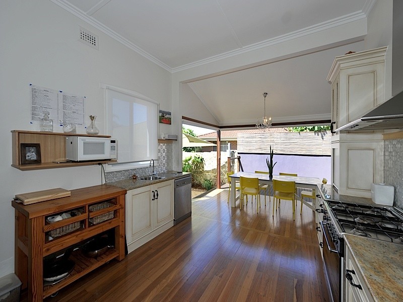 86A Carrington Street, Palmyra WA 6157
