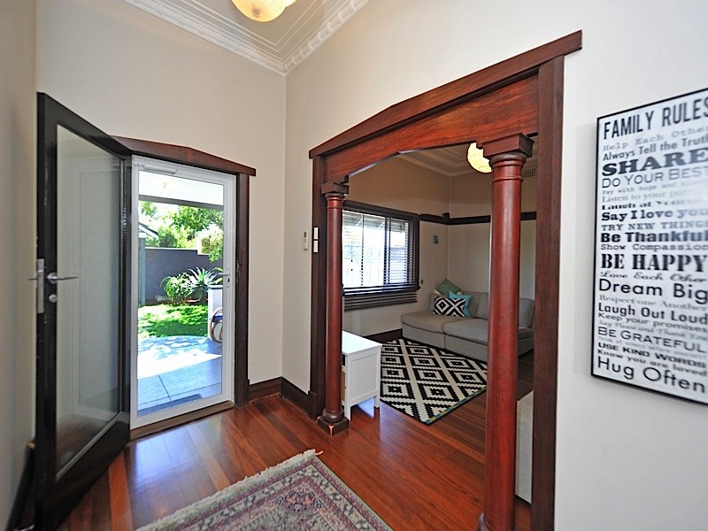 86A Carrington Street, Palmyra WA 6157