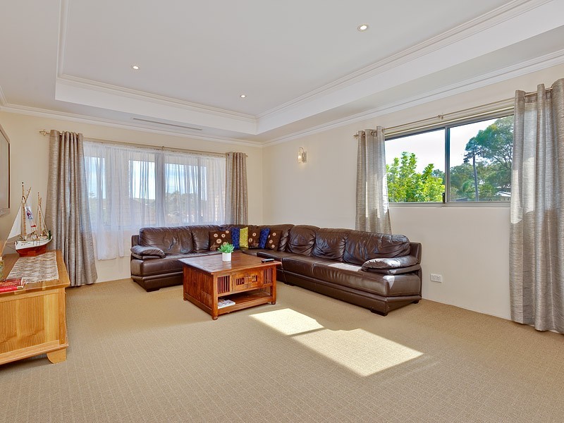 12 Tolley Court, Hamilton Hill WA 6163