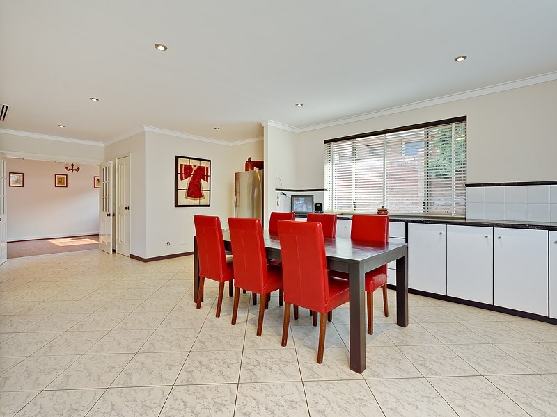 12 Tolley Court, Hamilton Hill WA 6163