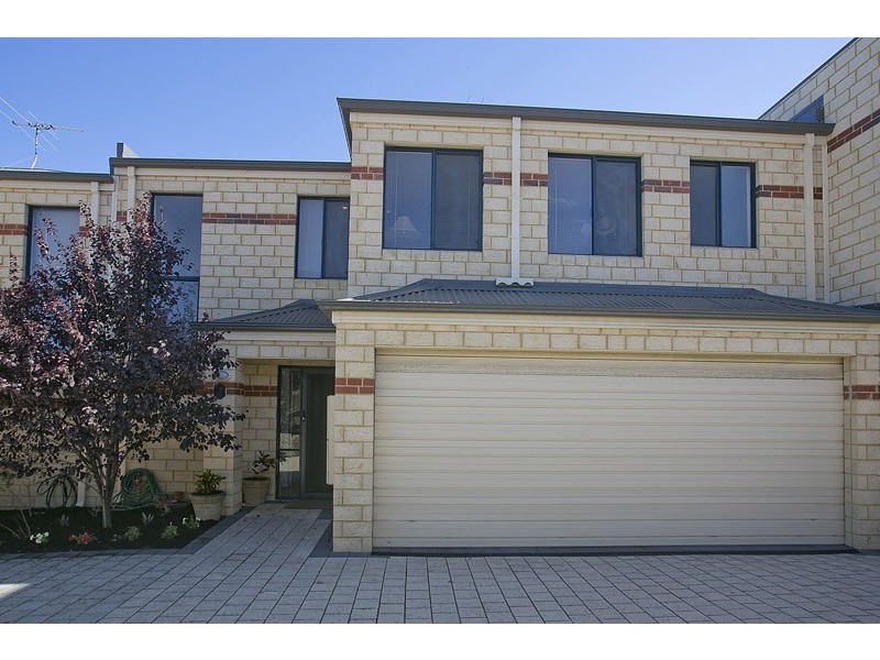 2/175 Stock Road, Palmyra WA 6157