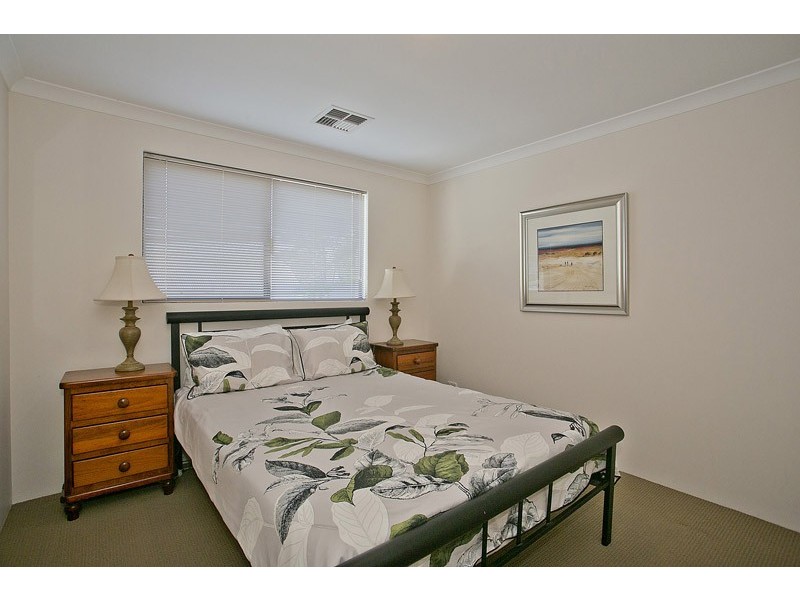 2/175 Stock Road, Palmyra WA 6157