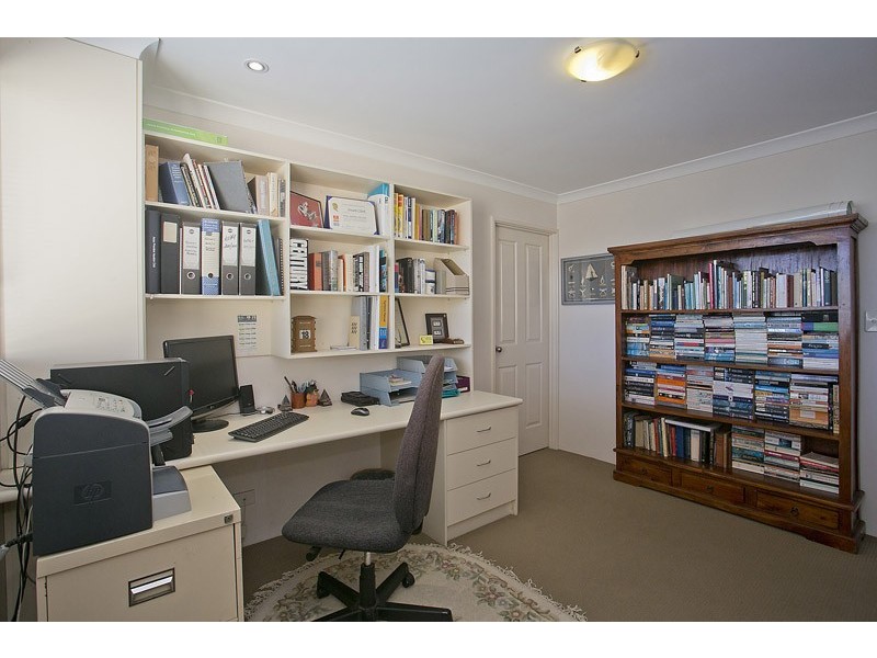 2/175 Stock Road, Palmyra WA 6157