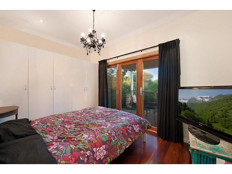 2 Lynn Street, Hilton WA 6163