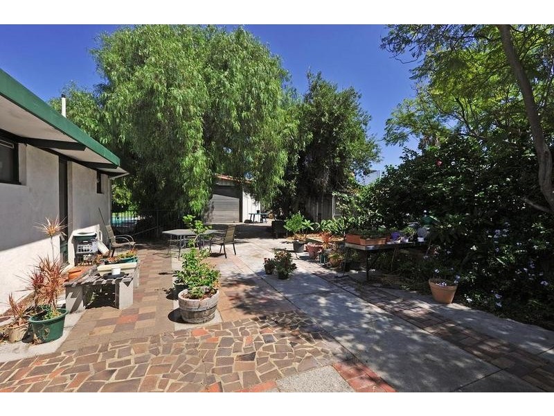 53 Adrian Street, Palmyra WA 6157