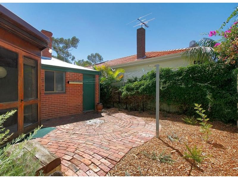 37A Forrest Street, Fremantle WA 6160