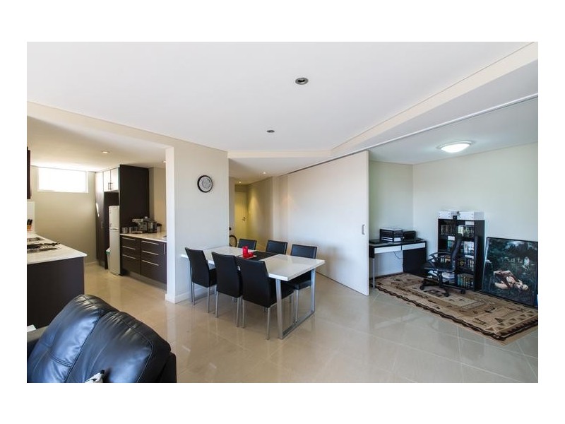 1/3 Rockingham Road, Hamilton Hill WA 6163