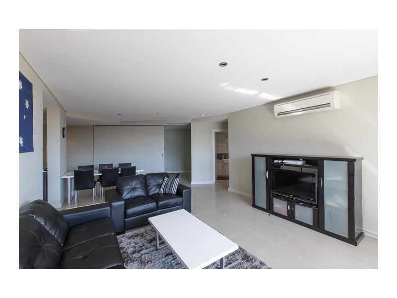 1/3 Rockingham Road, Hamilton Hill WA 6163