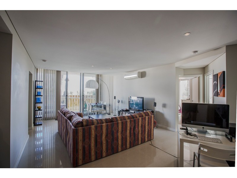 2/3 Rockingham Road, Hamilton Hill WA 6163