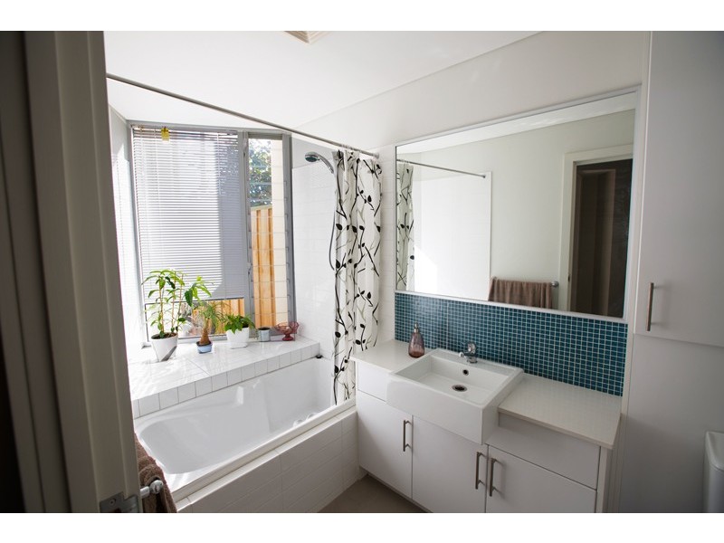 2/3 Rockingham Road, Hamilton Hill WA 6163