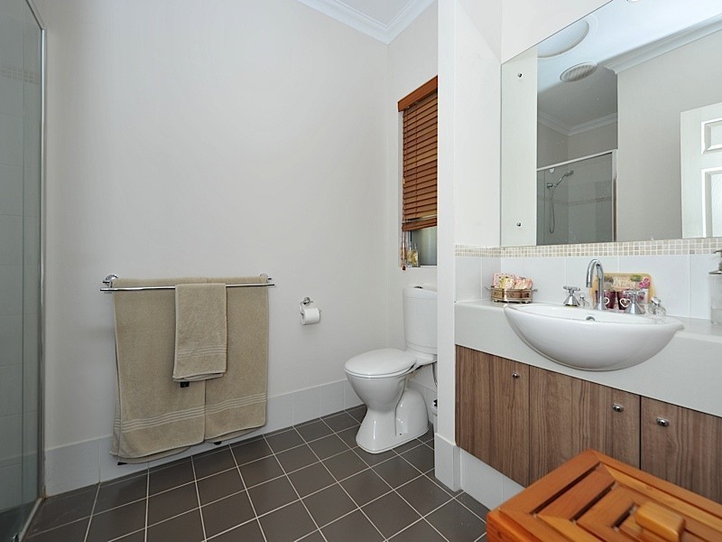 6 Angelica Way, Atwell WA 6164