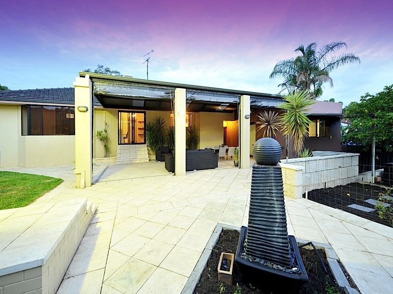 25 Pass Crescent, Beaconsfield WA 6162